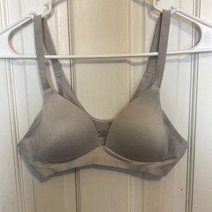 Aerie Sunnie Wireless White Bra